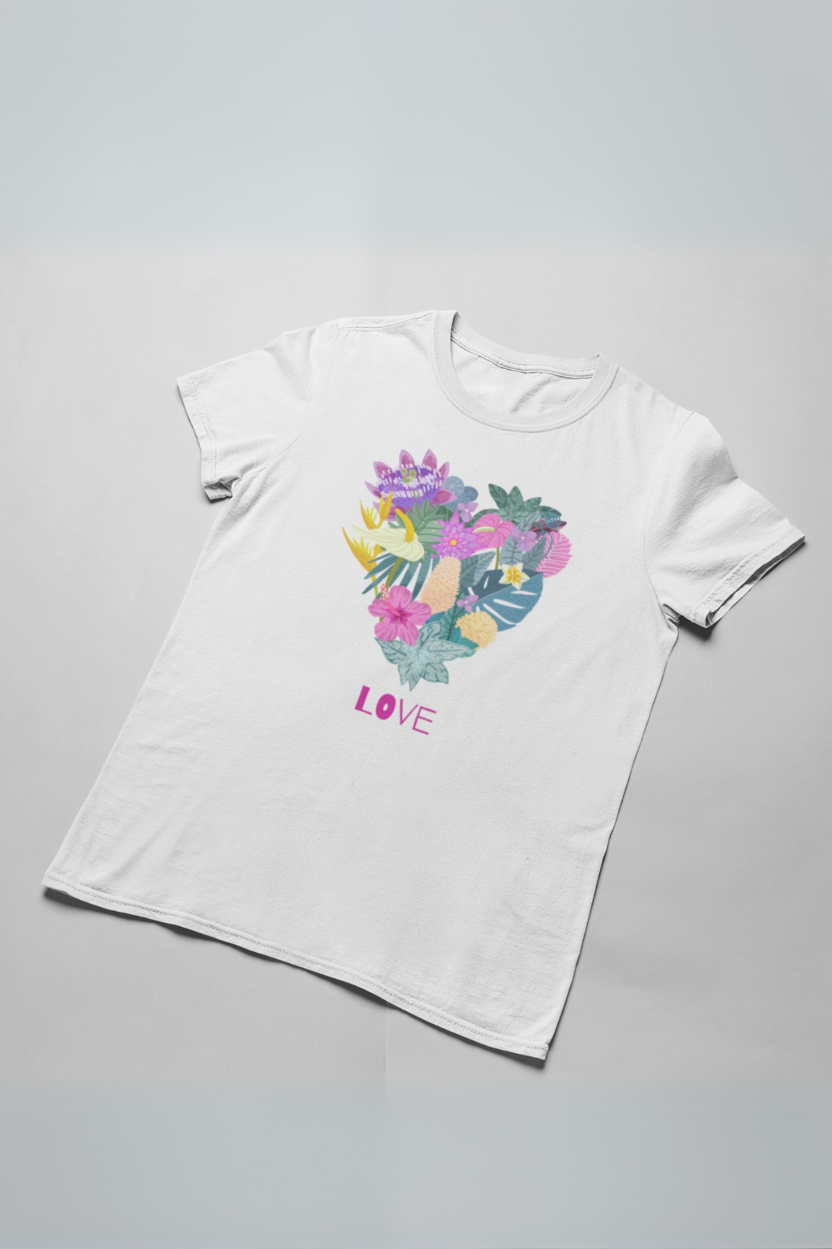 Playera de mujer manga corta con estampado de corazón