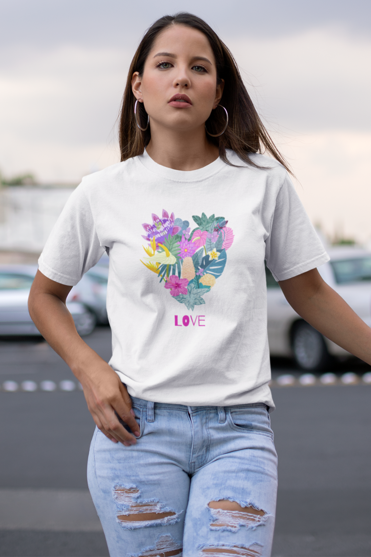 Playera de mujer manga corta con estampado de corazón