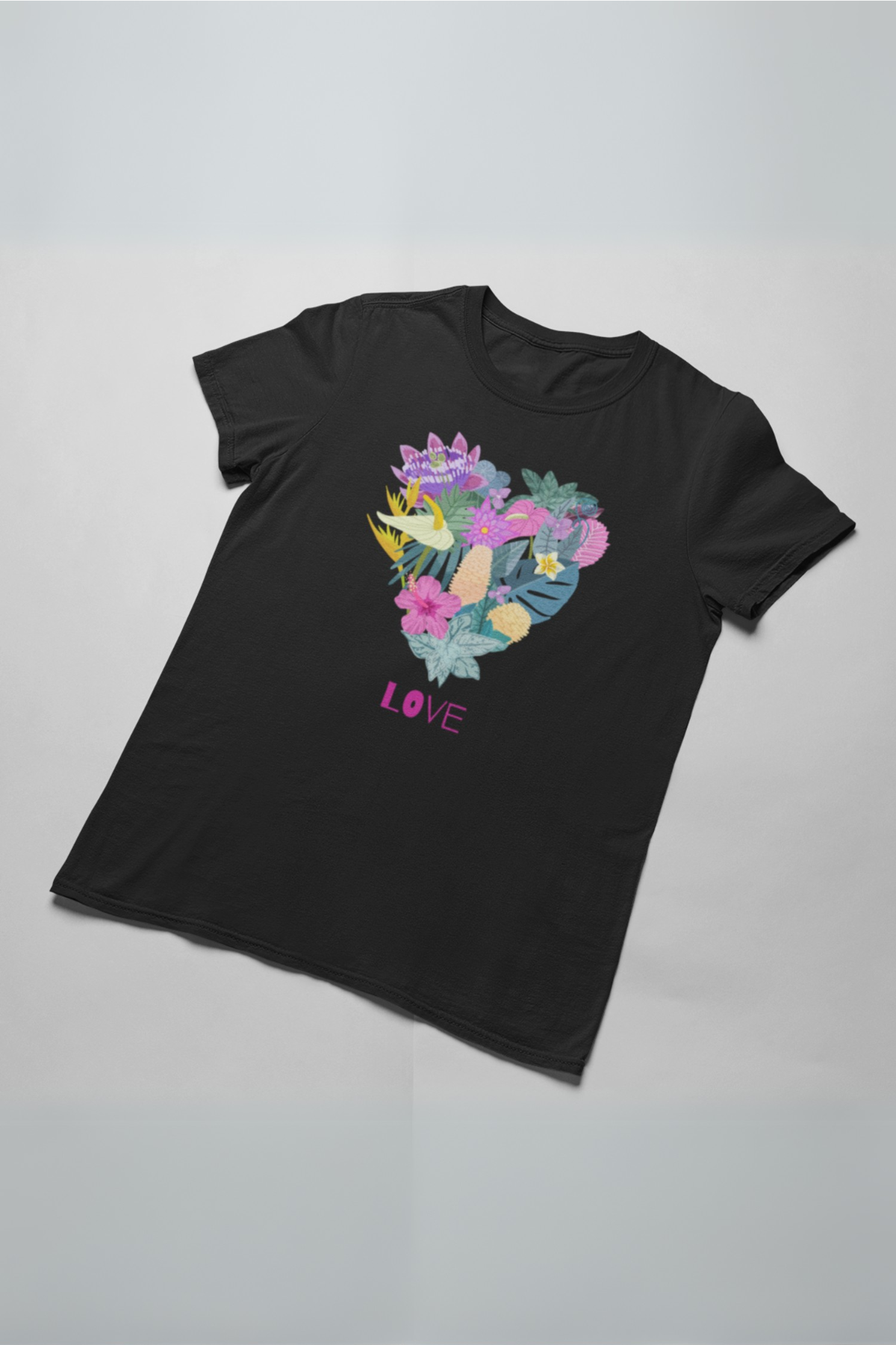 Playera de mujer manga corta con estampado de corazón