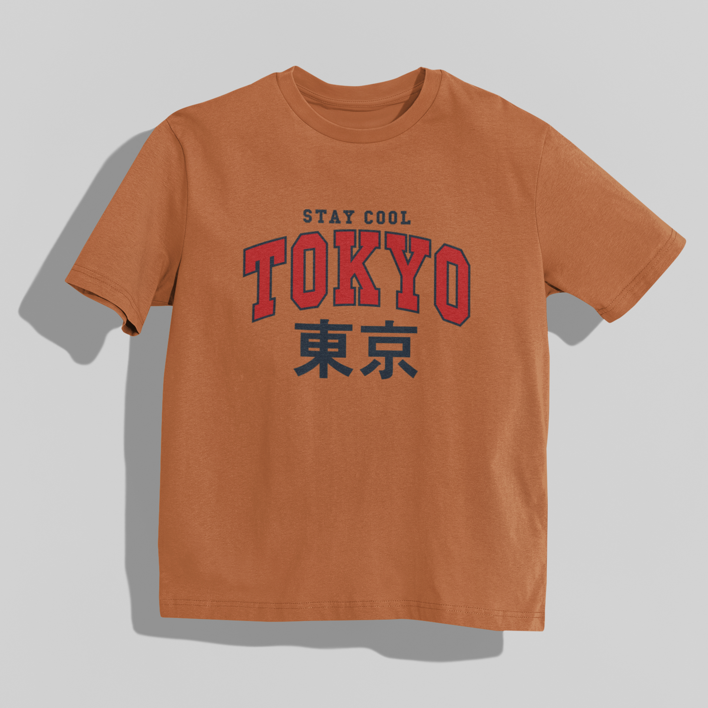 Playera Oversize de mujer con letras tokio