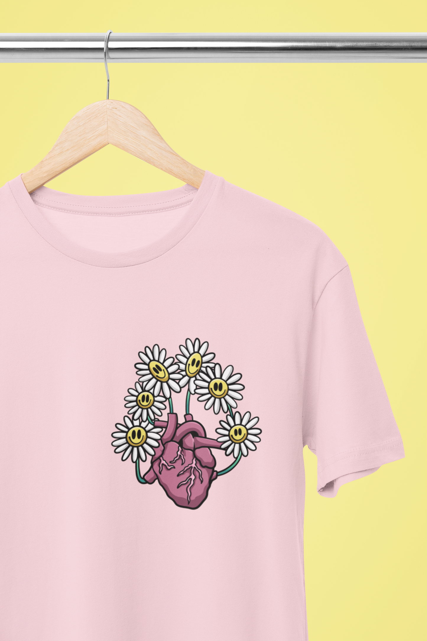 Playera de manga corta de mujer estampado de corazón con flores