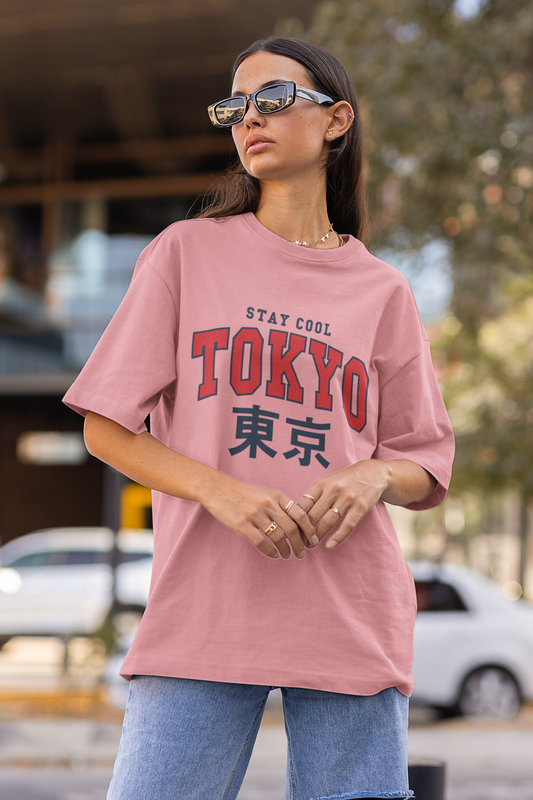 Playera Oversize de mujer con letras tokio