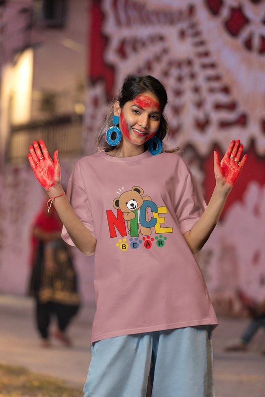 Playera Oversize de mujer con estampado de oso nice