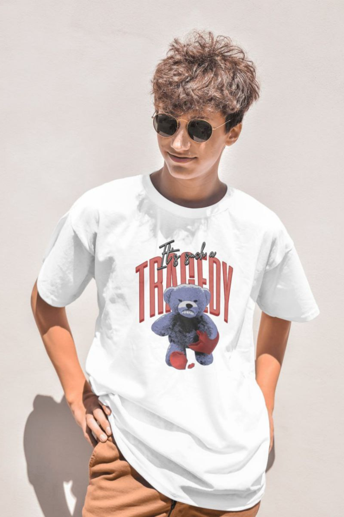 Playera Oversize estampado de Oso Tragedy